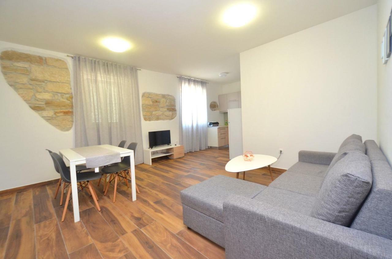 Stella Apartments Novigrad  Exterior photo