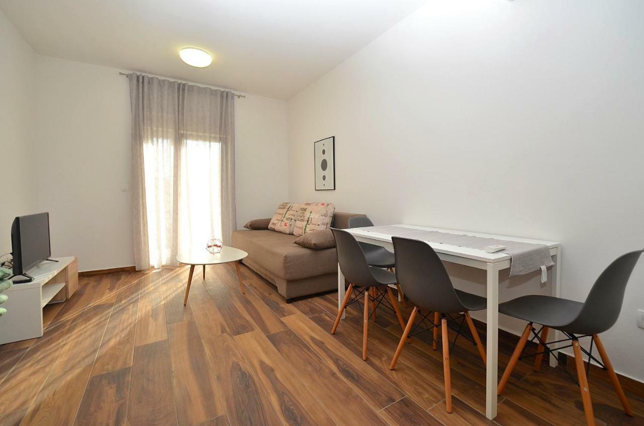 Stella Apartments Novigrad  Exterior photo